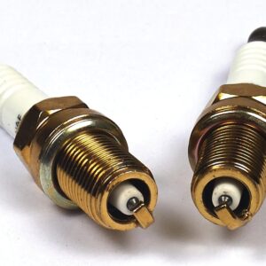 Briggs & Stratton Extended Life Series 5420K Spark Plug, Platinum